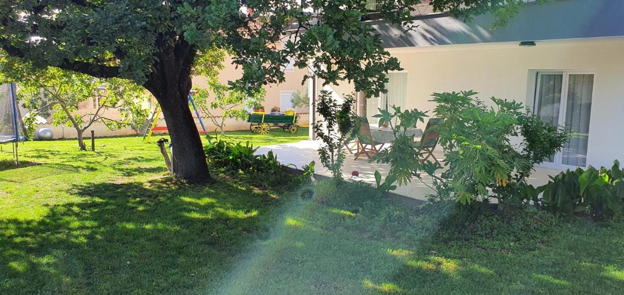 Apartamento Nevija Peroj Exterior foto