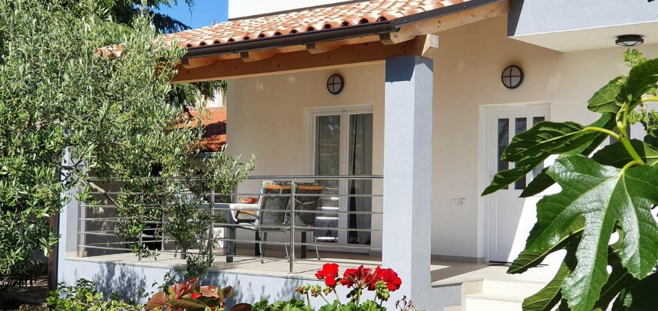 Apartamento Nevija Peroj Exterior foto